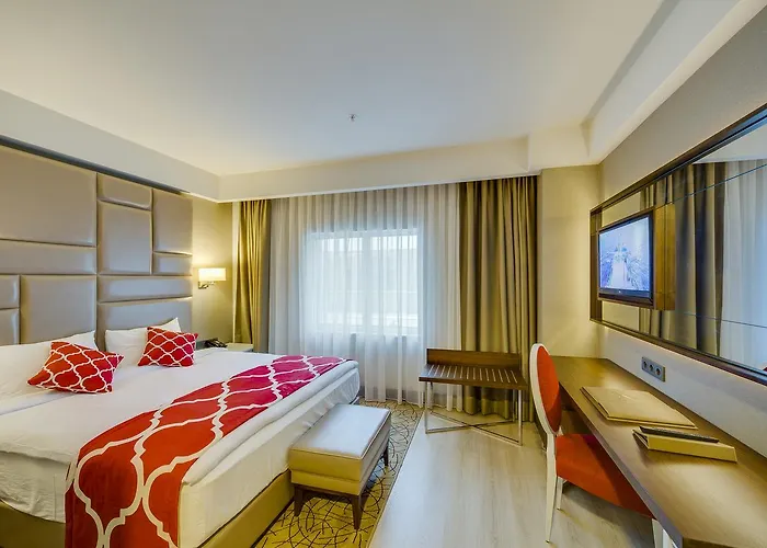 Отель Demircioglu Park 4*